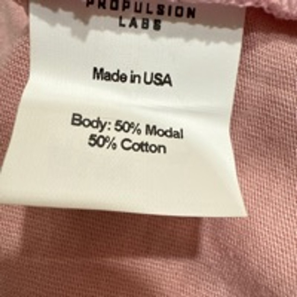 APL Perfect Tee Dusty Rose
Minimalist Luxury Athleisure Top Small Made in USA - Picture 5 of 9